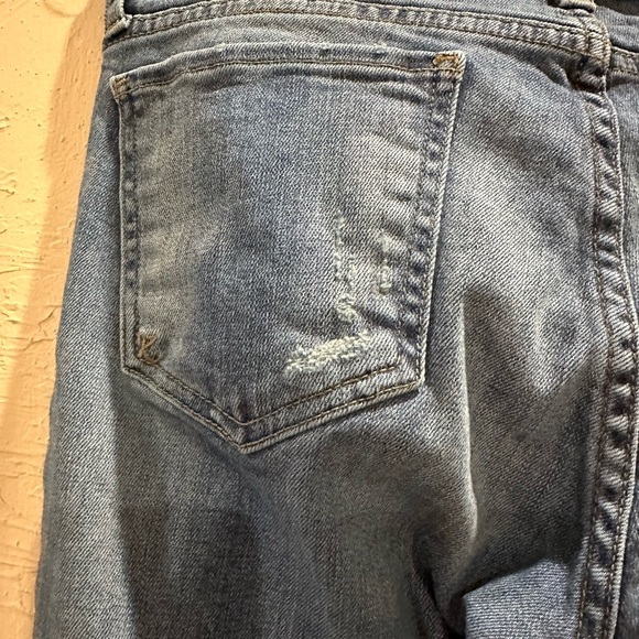 KUT from the Kloth Women's Boyfriend Jeans
Straight leg
T4 - Picture 4 of 12